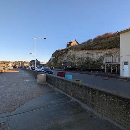 Apartment Beautiful Beachfront Apartment, 180d Sea And Cliff View Veulettes-sur-Mer