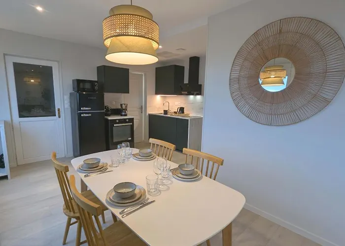 Apartment Beautiful Beachfront Apartment, 180d Sea And Cliff View Veulettes-sur-Mer